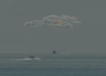 SpaceX, ammaraggio nel Golfo del Messico