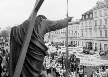 Una manifestazione di Solidarnosc (LaPresse)