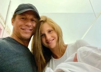 Stefano Accorsi e Bianca Vitali mostrano il nuovo arrivato su Instagram