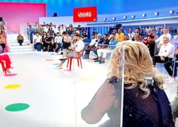Tina Cipollari contro Gemma Galgani a Uomini e Donne - Screenshot da video