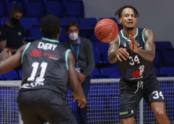 Diretta Brescia Reggio Emilia, basket Serie A1 20^ giornata (da facebook.com/pallacanestrobrescia)