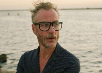 Matt Berninger, foto di Chantal Anderson