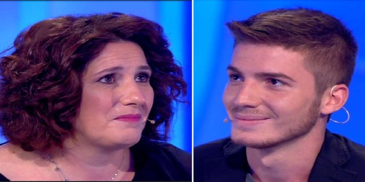 Anna e il figlio Francesco a C'è posta per te 2021