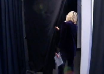 Maria De Filippi lascia studio C'è posta per te