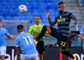 Correa contrasta Vidal (Foto LaPresse)