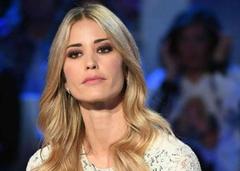 La conduttrice e showgirl Elena Santarelli