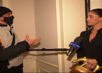 Belen Rodriguez, tapiro d'oro da Striscia