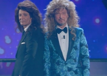 Fiorello e Amadeus come Sabrina Salerno e Jo Squillo