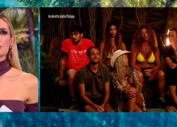 Valentina Persia contro Vera Gemma, Isola dei Famosi