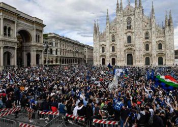 Inter, festa scudetto in Piazza Duomo (Foto: LaPresse)