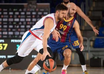 Diretta Olympiacos Anadolu Efes (74-77): turchi in finale di Eurolega (da Facebook)