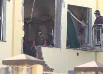 Castellammare di Stabia, esplosione in un commissariato di Polizia