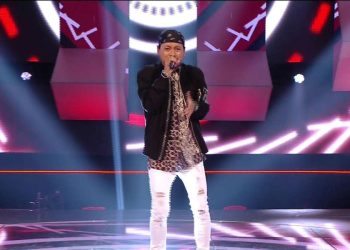 Kam Eki Cahayadi sul palco di ‘All Together Now’