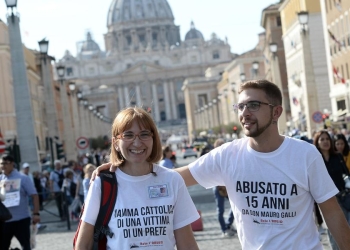 Vaticano, vittime pedofilia