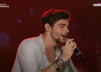 Alvaro Soler a Battiti Live 2015 (foto: Youtube)