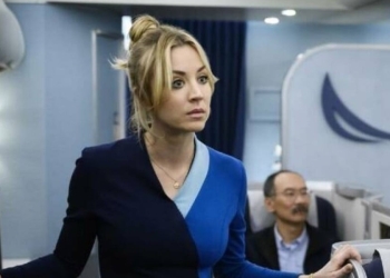 Kaley Cuoco, protagonista de L'assistente di volo - The Flight Attendant