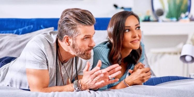 Edoardo Stoppa e Juliana Moreira