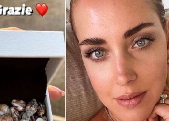 Chiara Ferragni conchiglie Sardegna