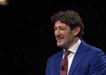 Ciro Ferrara ospite a ‘Canzone segreta’