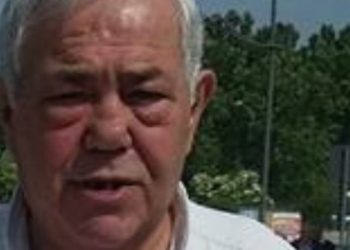 salvatore staltari uccide moglie figlia poi si suicida Facebook