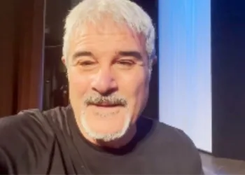 Pino Insegno, Instagram