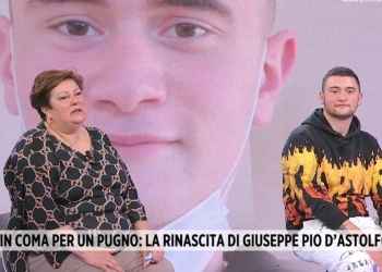 Giuseppe Pio e la mamma Paola (Storie Italiane, 2021)