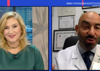 Serena Bortone e Matteo Bassetti (Oggi è un altro giorno, 2021)