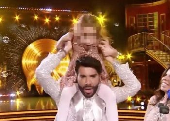 Federico Lauri con moglie e figlia a Ballando con le stelle 2021