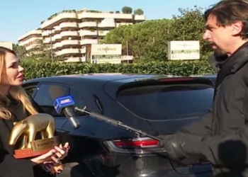 Ilary Blasi tapiro d'oro