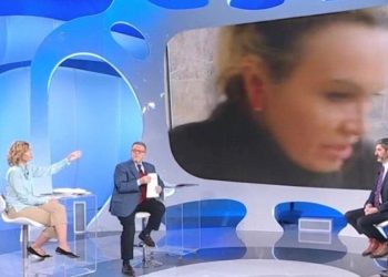 Stefania Battistini, irruzione durante collegamento con UnoMattina