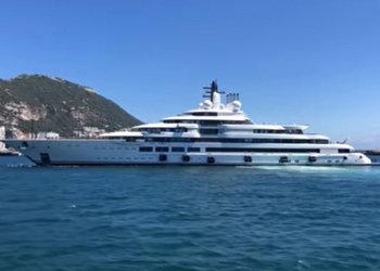 Yacht Scheherazade, screen da Youtube