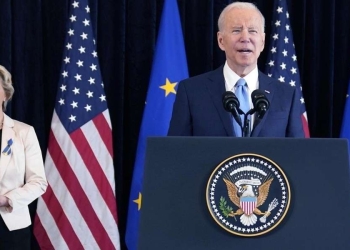 Joe Biden e Ursula von der Leyen (Lapresse)