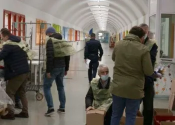 Colletta in carcere (foto A. Cozzi)
