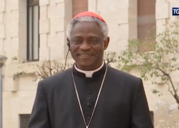 Il cardinale Peter Turkson (Stanze Vaticane, 2022)
