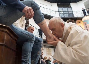 Papa Francesco, Lavanda dei Piedi