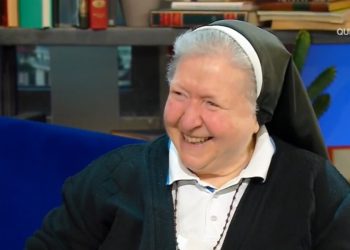 Suor Paola ("Oggi è un altro giorno", 2022)