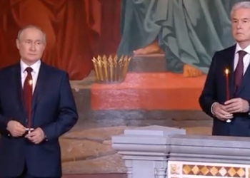 Vladimir Putin alla Messa della Pasqua ortodossa