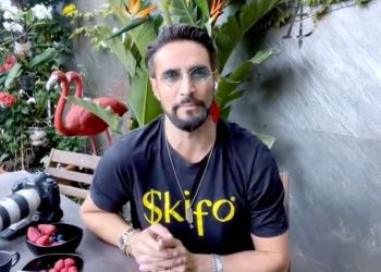 Alex Belli a Casa Chi (Instagram)