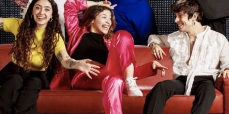 Sissi, Serena e Alex, Amici 21