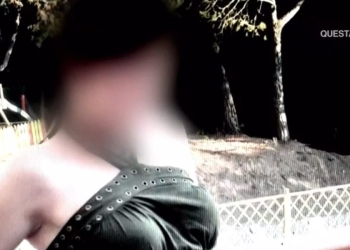 Prof 34enne di Prato (Storie Italiane, 2022)