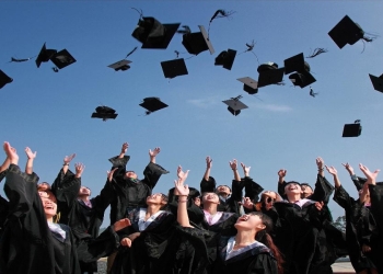 università contro il caro vita
