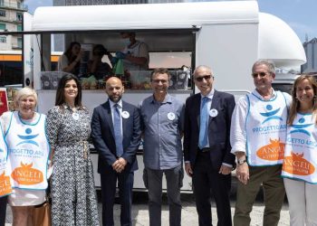 A Napoli arriva Cucina mobile-food truck (Foto credit: Valerio Muscella)