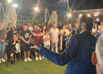 Un comizio di Federico Basile, candidato sindaco di Messina sostenuto da Prima l'Italia-Lega (foto: Facebook)