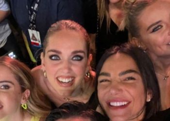 Chiara_Ferragni_Valentina_Ferragni_Chiara_Biasi_Veronica_Ferraro_LoveMi_Milano_2022