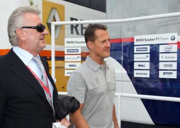 Michael Schumacher con lo storico manager Willy Weber (Foto LaPresse)