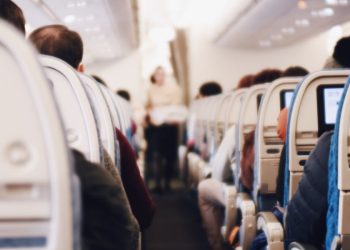 Panico sul volo da Fiumicino per messaggi contenenti minacce di morte (Pixabay)