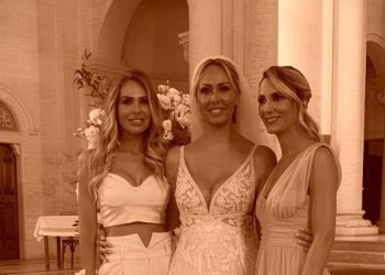 Ilary Blasi con le sorelle Siliva e Melory (Instagram)