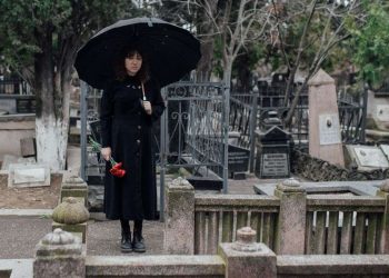 L'elaborazione del lutto nel mondo digitale muta e diventa pubblica. (Pixabay)