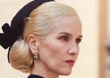 Santa Evita è disponibile sul canale Star della Disney+