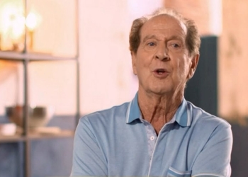 Memo Remigi, Nudi per la vita